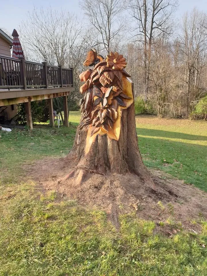 Oak Leaf Stump Carving